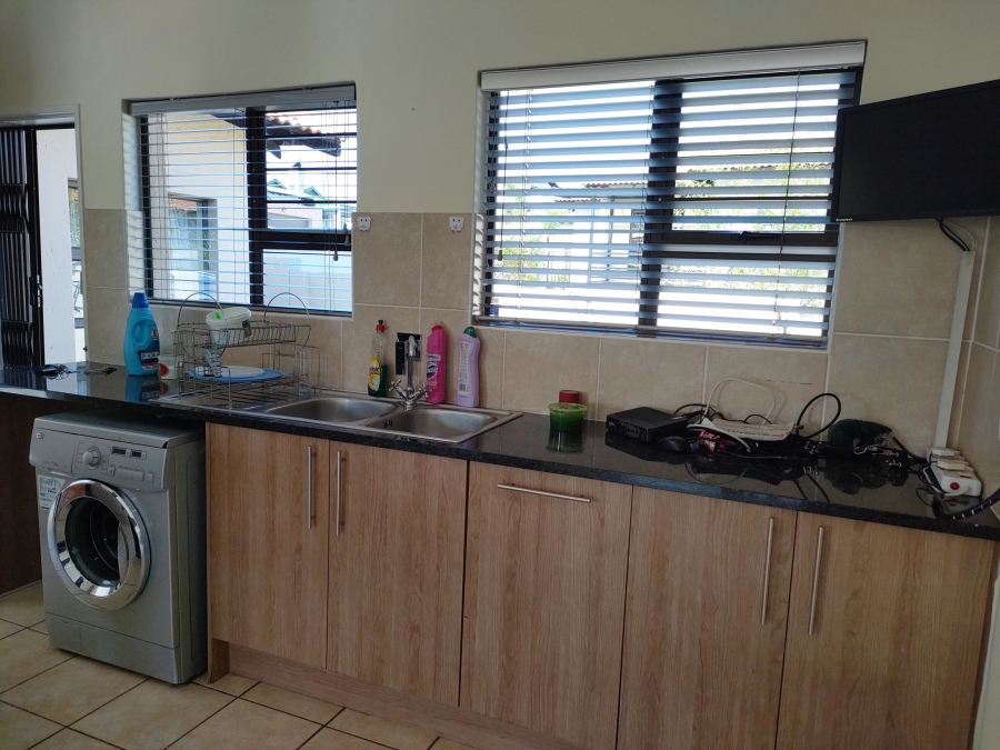 To Let 3 Bedroom Property for Rent in Greengate Gauteng