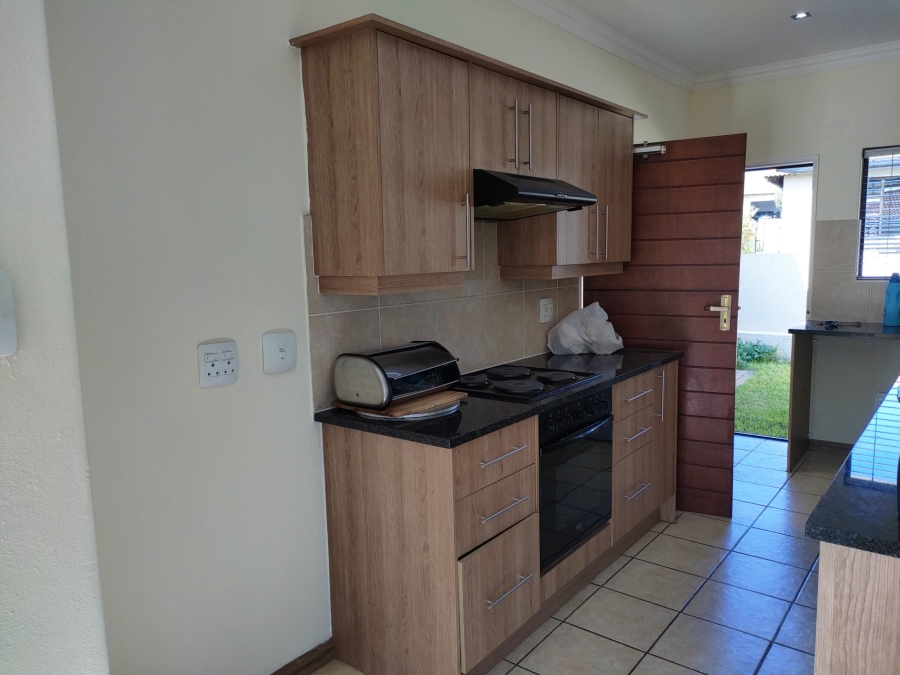 To Let 3 Bedroom Property for Rent in Greengate Gauteng