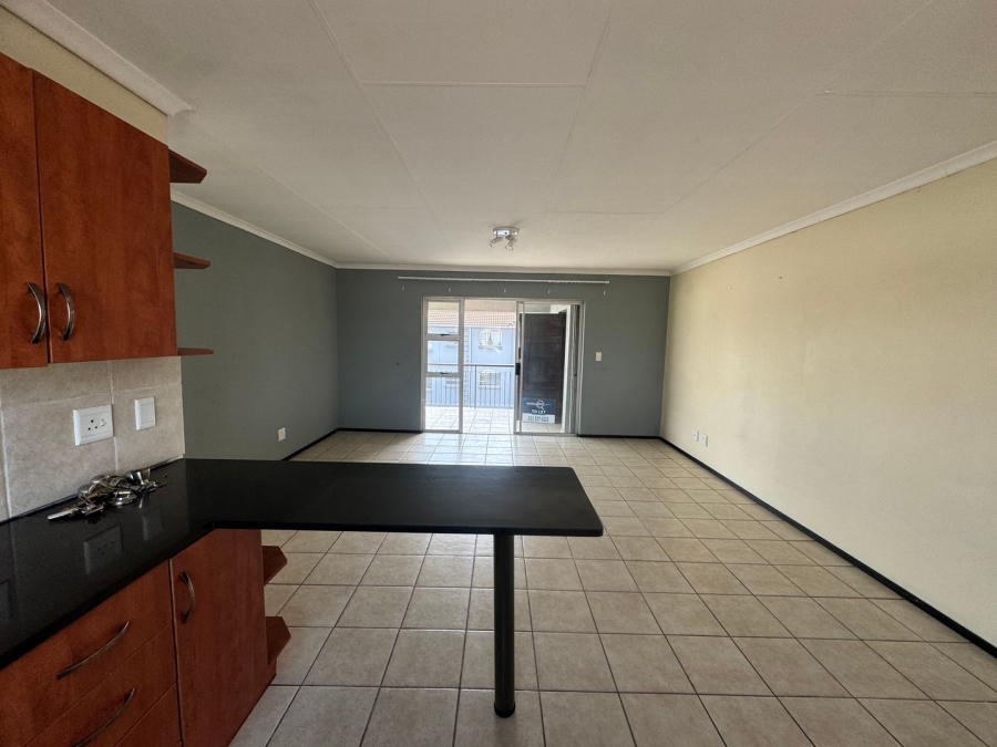 To Let 2 Bedroom Property for Rent in Bardene Gauteng