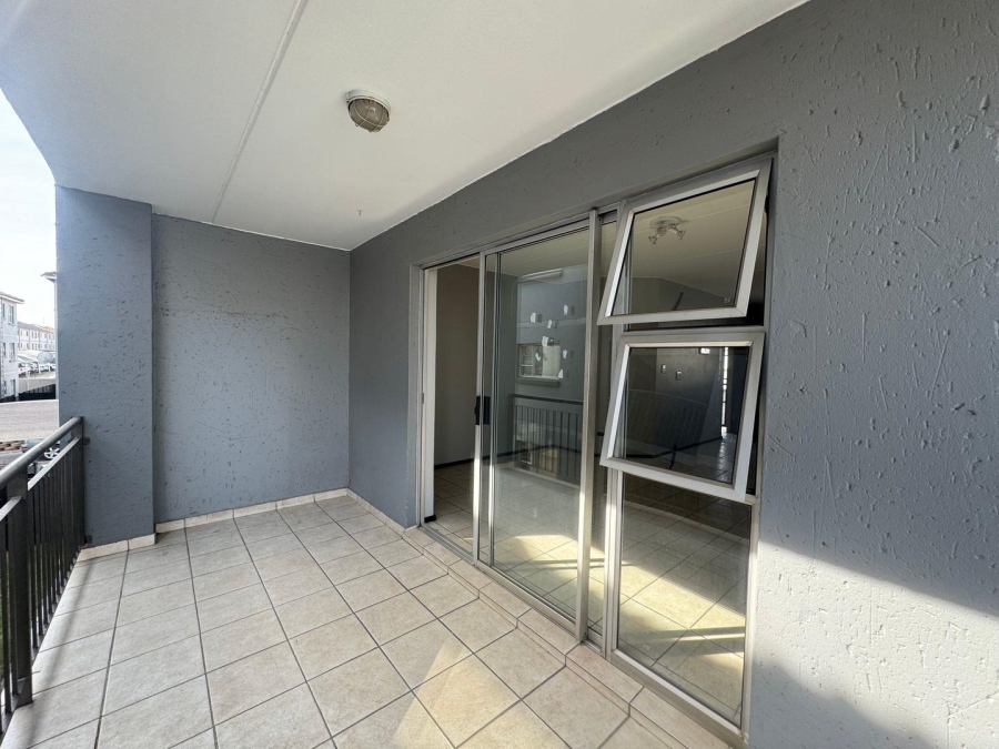 To Let 2 Bedroom Property for Rent in Bardene Gauteng