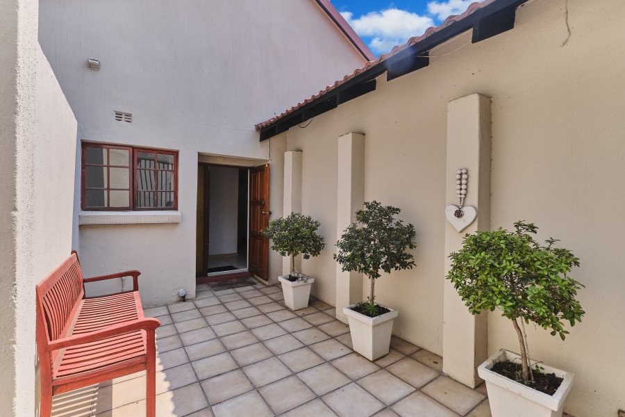 4 Bedroom Property for Sale in Rivonia Gauteng