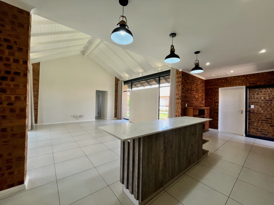 To Let 2 Bedroom Property for Rent in The Retreat Gauteng