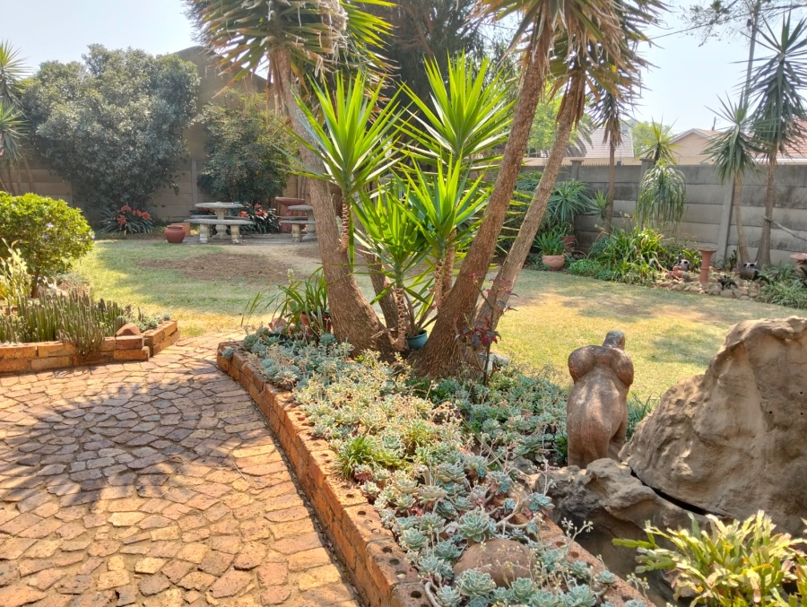 4 Bedroom Property for Sale in Modder East Gauteng