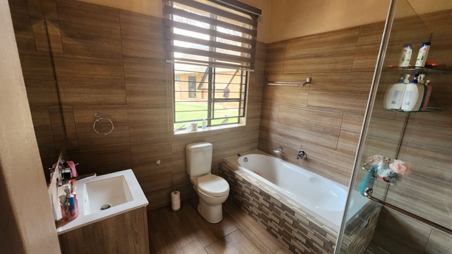 3 Bedroom Property for Sale in Kameelfontein Gauteng