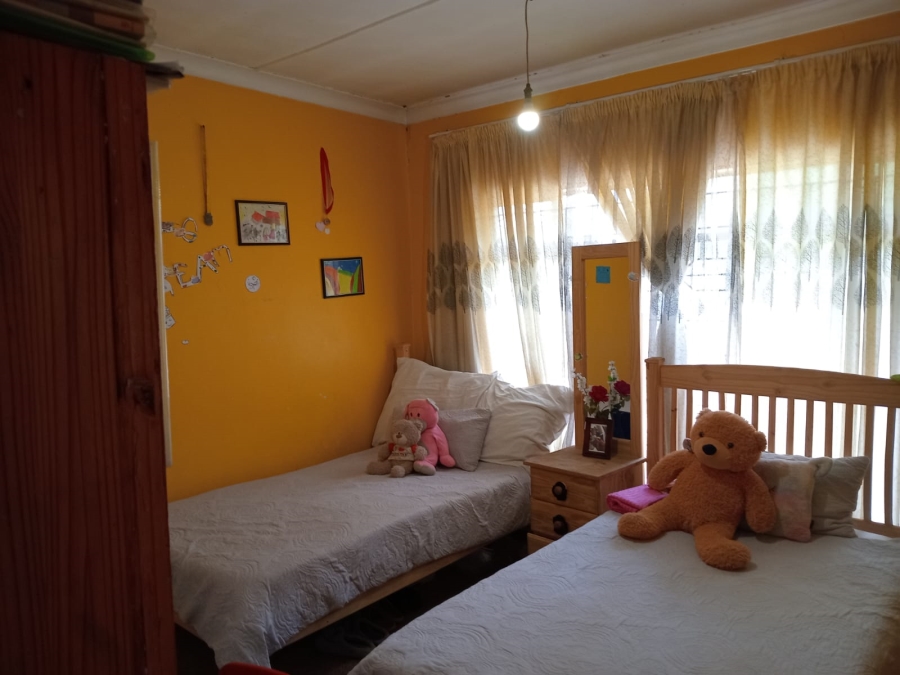 To Let 3 Bedroom Property for Rent in Unitas Park Gauteng