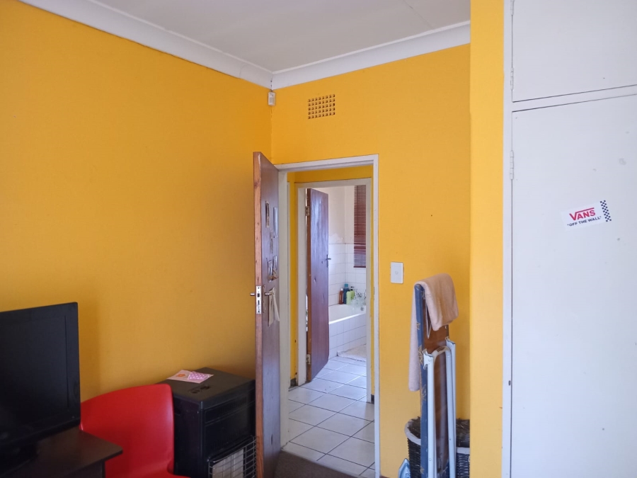 To Let 3 Bedroom Property for Rent in Unitas Park Gauteng