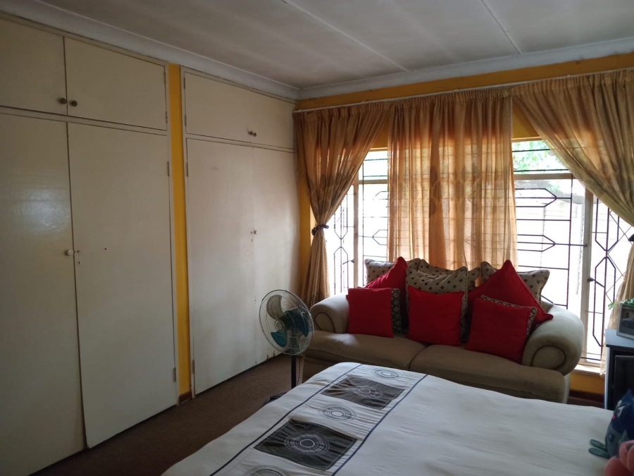 To Let 3 Bedroom Property for Rent in Unitas Park Gauteng