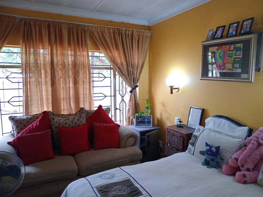 To Let 3 Bedroom Property for Rent in Unitas Park Gauteng