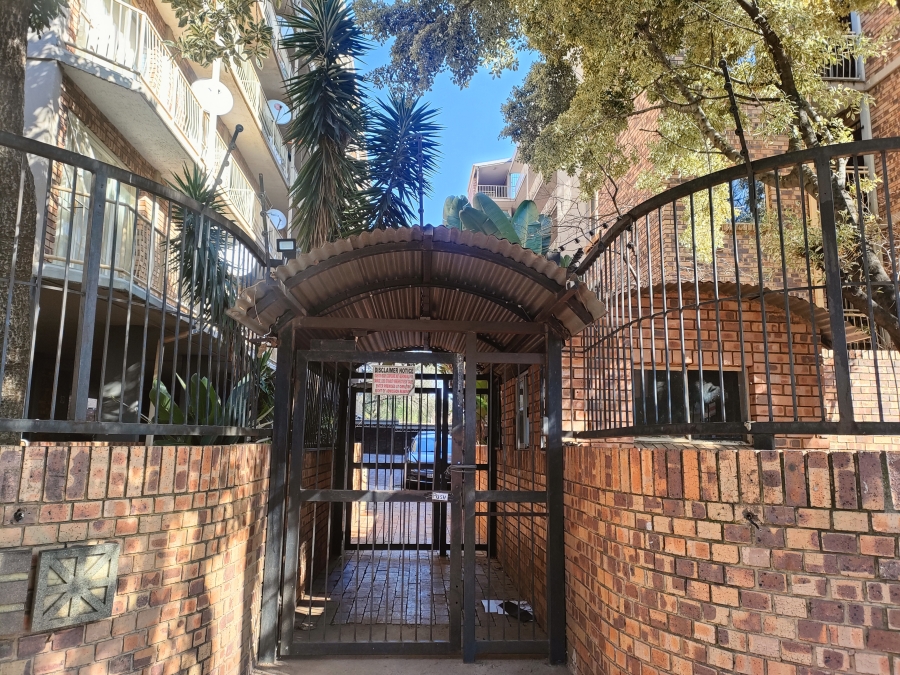 2 Bedroom Property for Sale in Silverton Gauteng