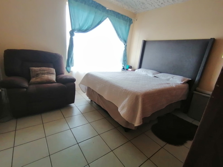 2 Bedroom Property for Sale in Silverton Gauteng