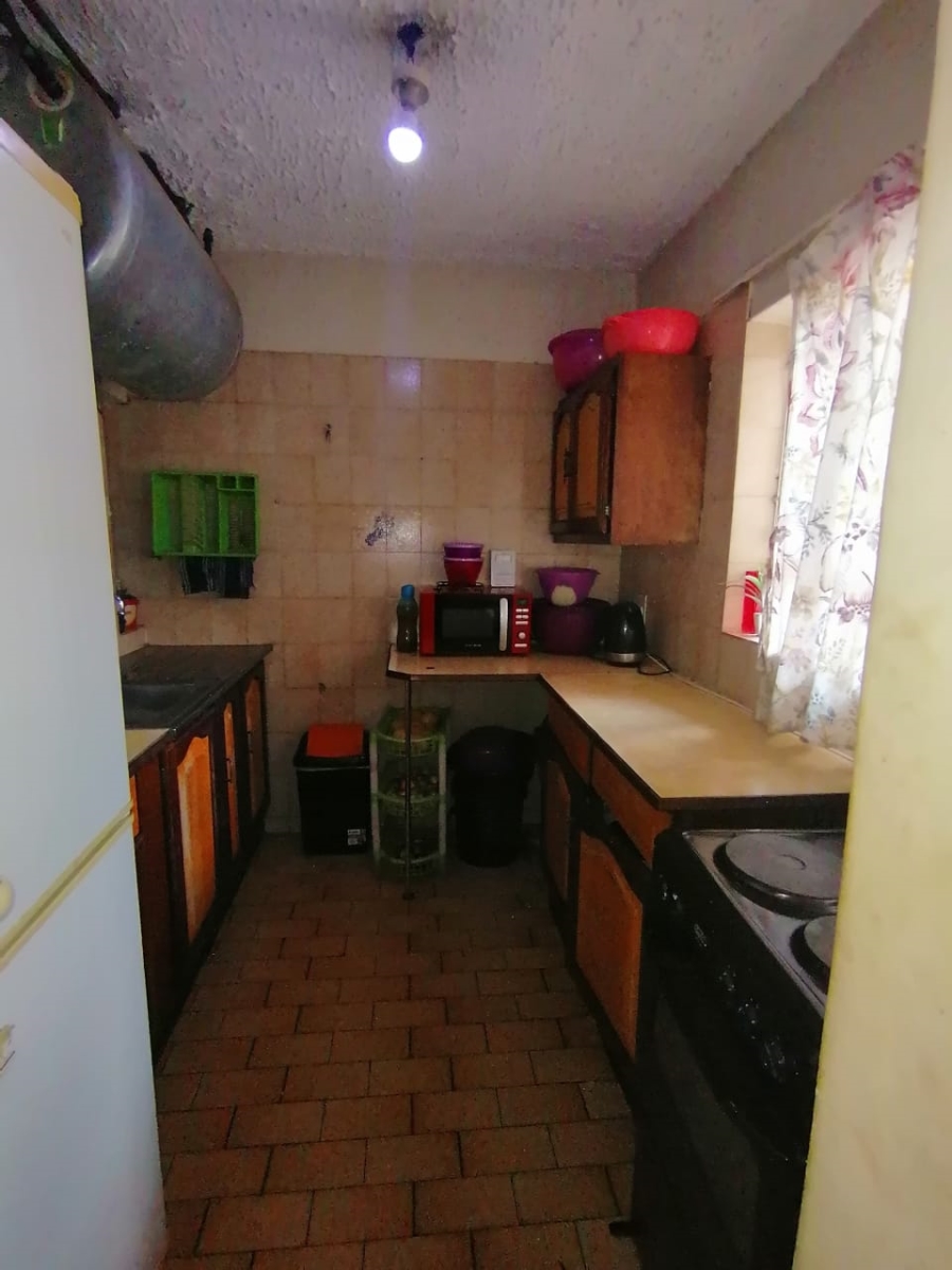 2 Bedroom Property for Sale in Silverton Gauteng