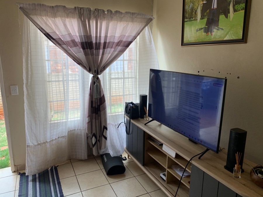 2 Bedroom Property for Sale in The Orchards Gauteng