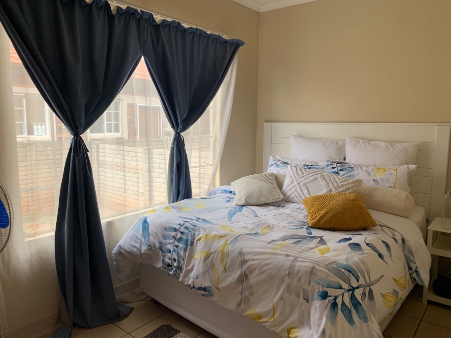 2 Bedroom Property for Sale in The Orchards Gauteng