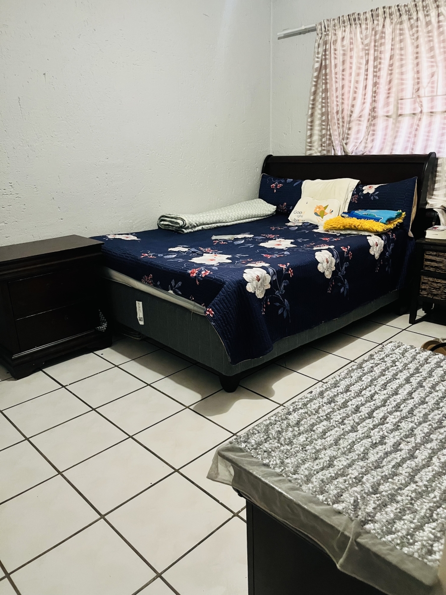 To Let 2 Bedroom Property for Rent in Buccleuch Gauteng