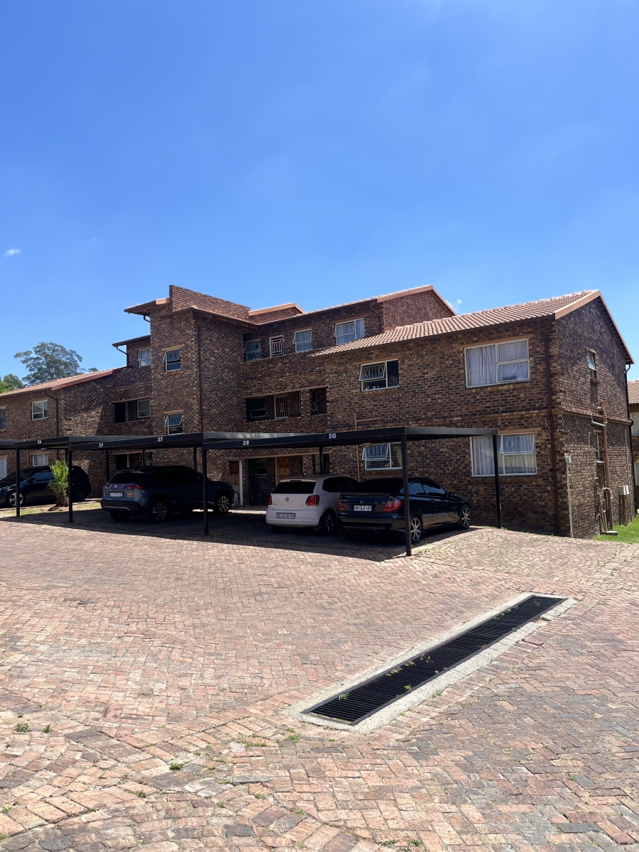 To Let 2 Bedroom Property for Rent in Buccleuch Gauteng