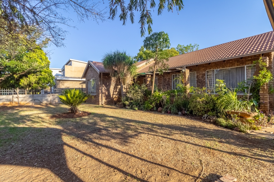 4 Bedroom Property for Sale in Doornpoort Gauteng