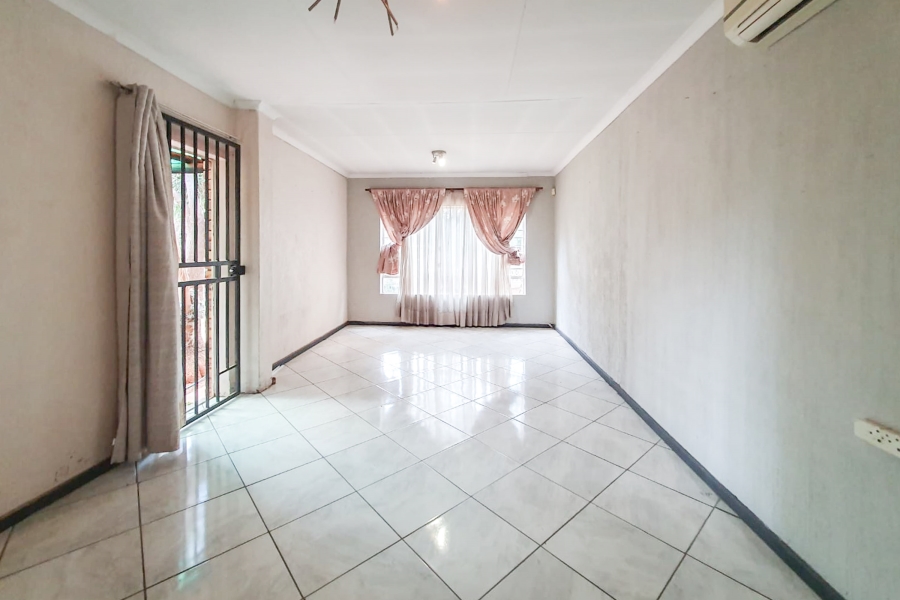 4 Bedroom Property for Sale in Doornpoort Gauteng