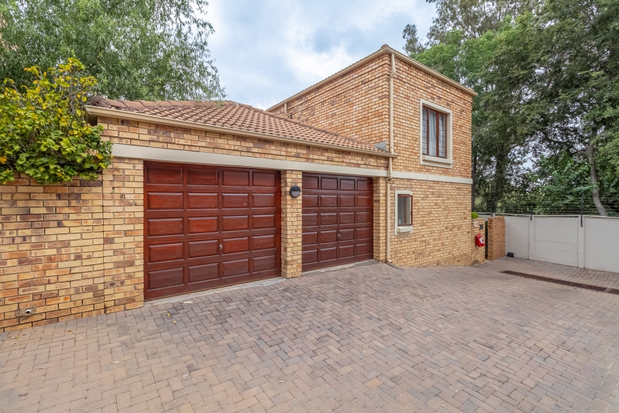 4 Bedroom Property for Sale in Fourways Gauteng