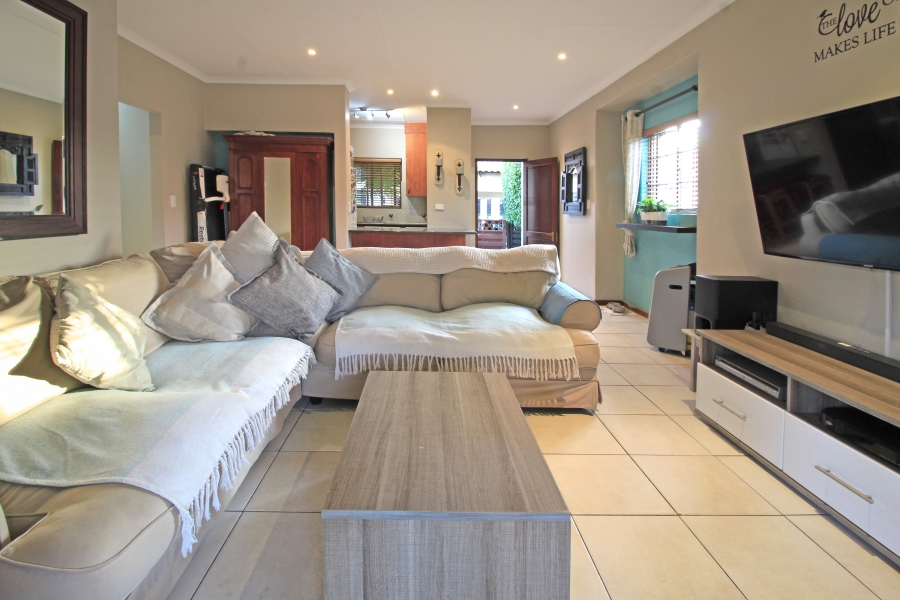 2 Bedroom Property for Sale in Paulshof Gauteng