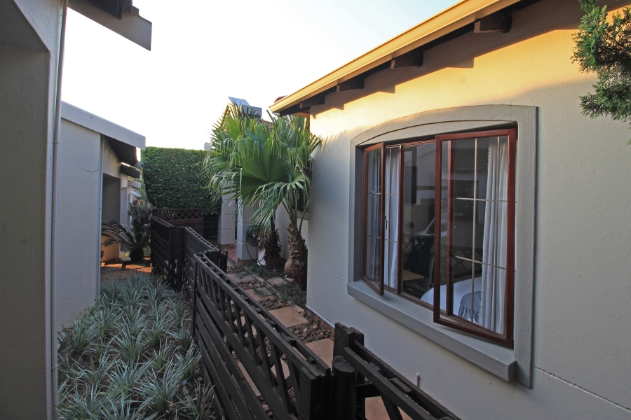 2 Bedroom Property for Sale in Paulshof Gauteng