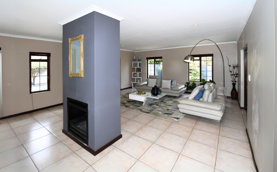 3 Bedroom Property for Sale in Carlswald Gauteng