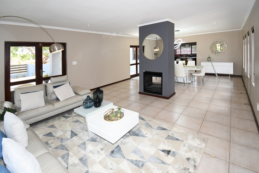 3 Bedroom Property for Sale in Carlswald Gauteng