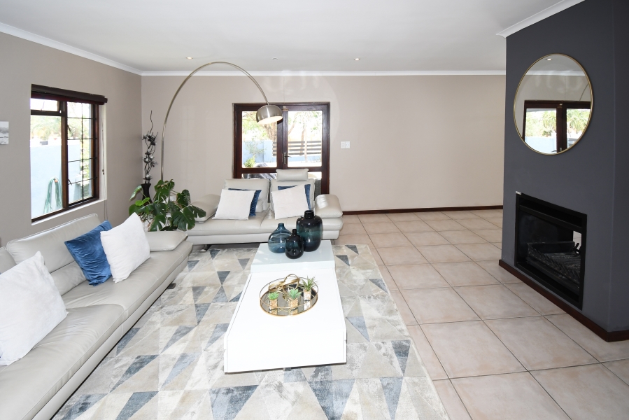 3 Bedroom Property for Sale in Carlswald Gauteng