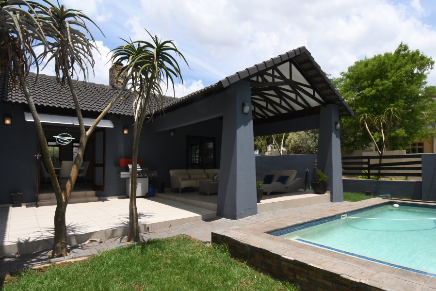 3 Bedroom Property for Sale in Carlswald Gauteng