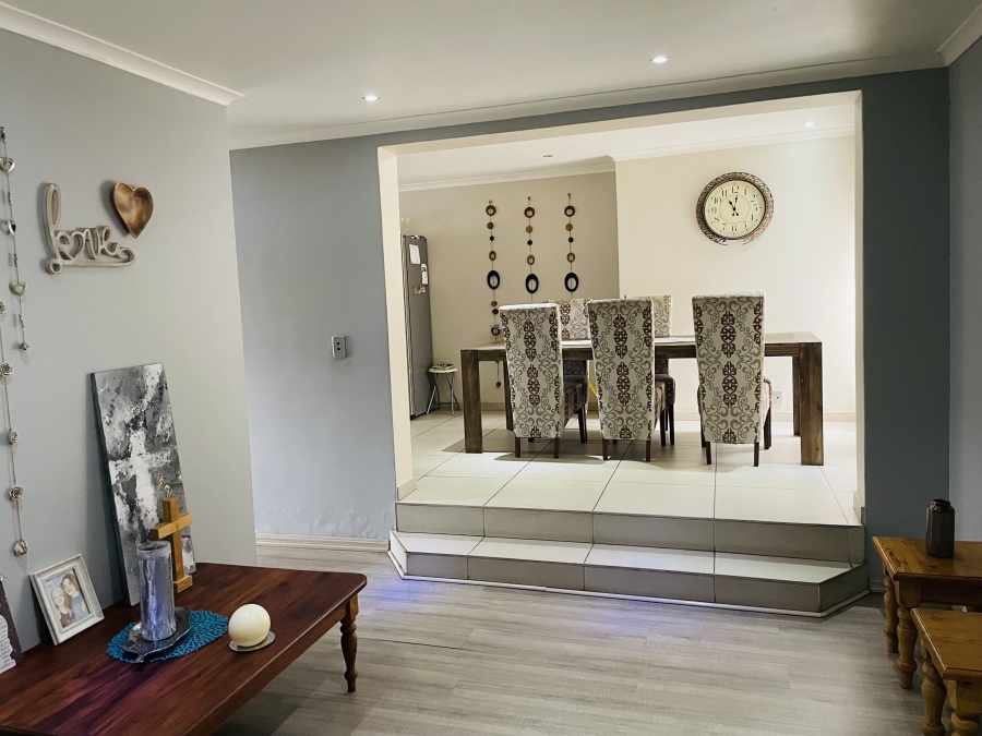 13 Bedroom Property for Sale in Rangeview Gauteng