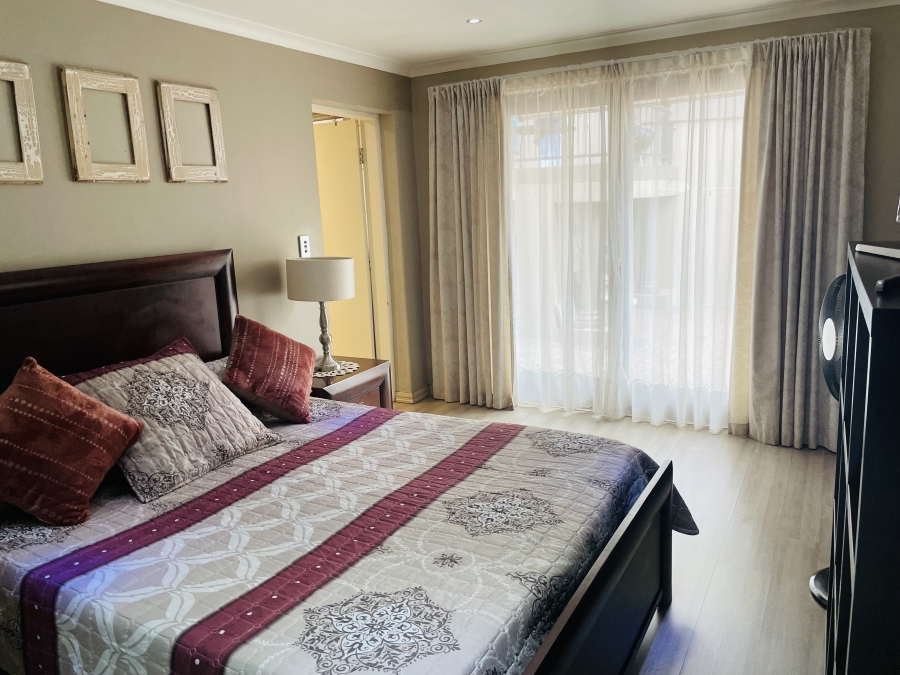 13 Bedroom Property for Sale in Rangeview Gauteng