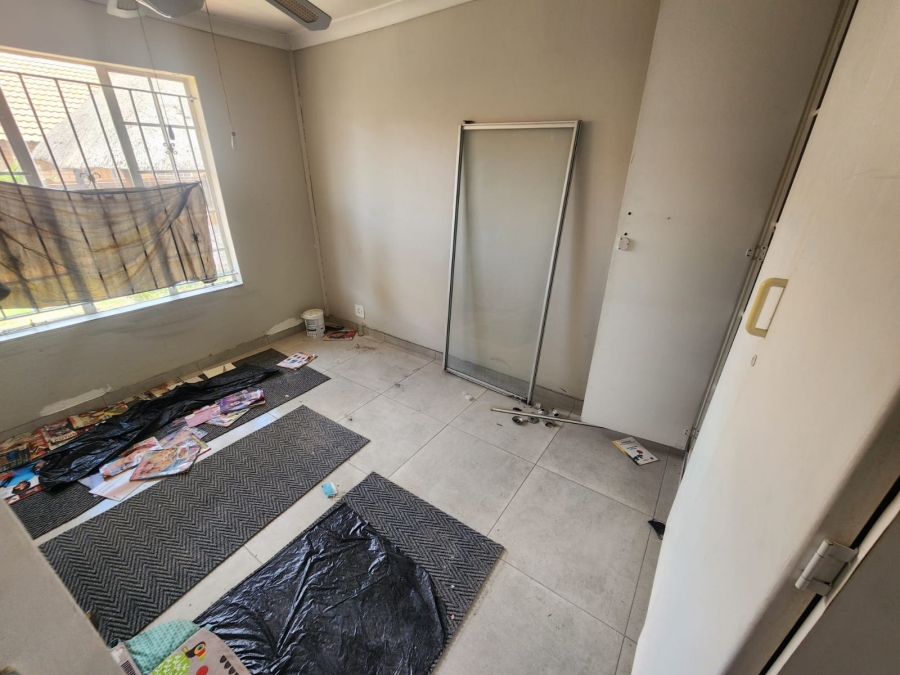 3 Bedroom Property for Sale in Annlin Gauteng