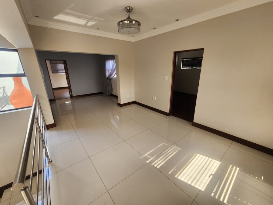 4 Bedroom Property for Sale in Zambezi Country Estate Gauteng