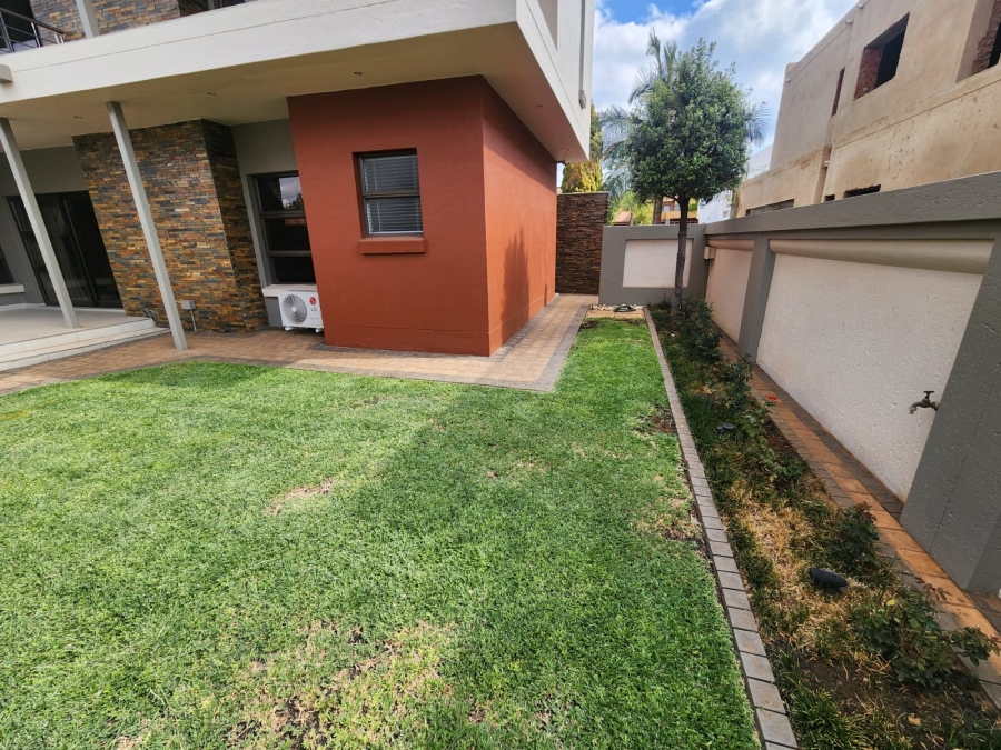 4 Bedroom Property for Sale in Zambezi Country Estate Gauteng