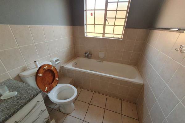 To Let 3 Bedroom Property for Rent in Dorandia Gauteng