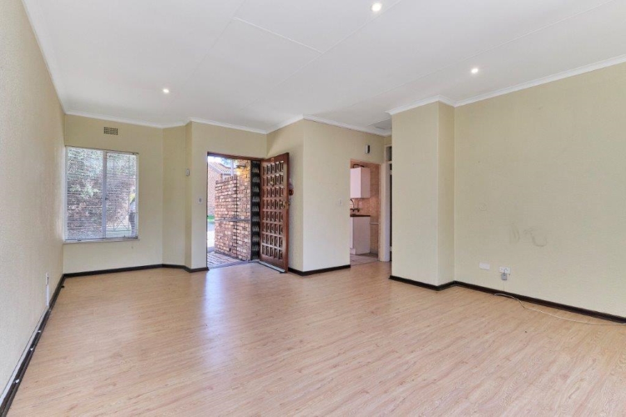 1 Bedroom Property for Sale in Bromhof Gauteng