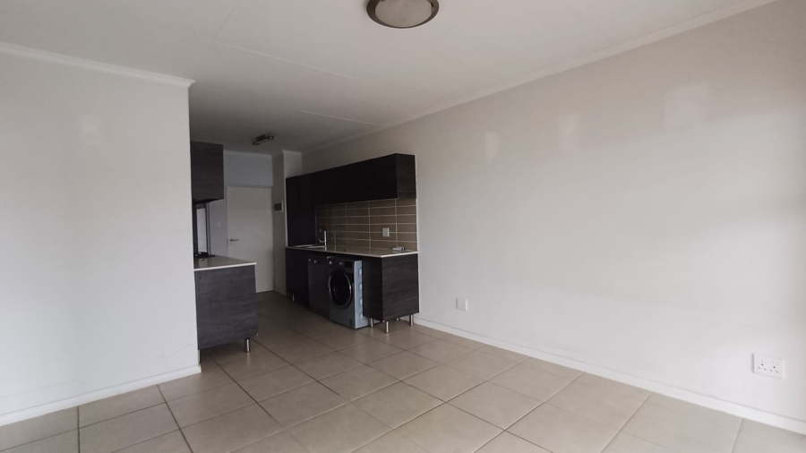 To Let 1 Bedroom Property for Rent in Oakdene Gauteng