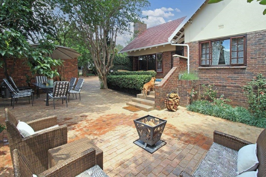 4 Bedroom Property for Sale in Dunvegan Gauteng