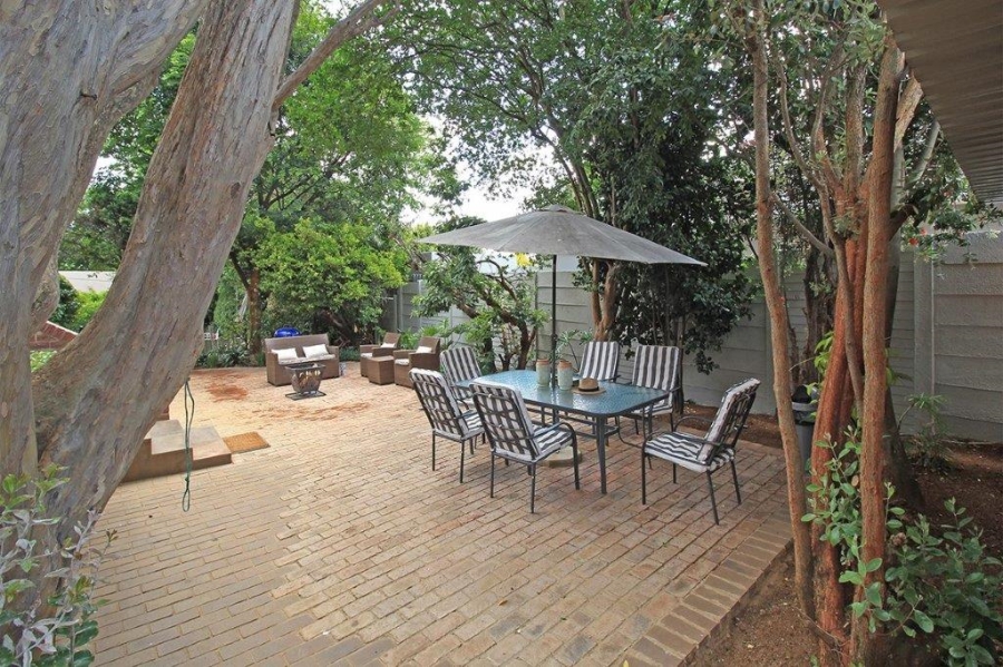 4 Bedroom Property for Sale in Dunvegan Gauteng