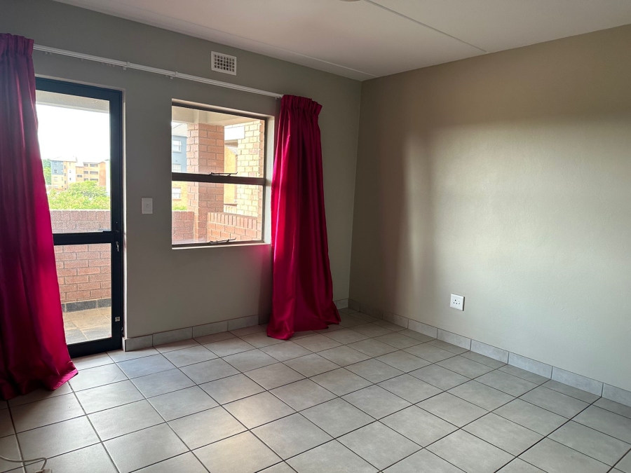 2 Bedroom Property for Sale in Heuweloord Gauteng