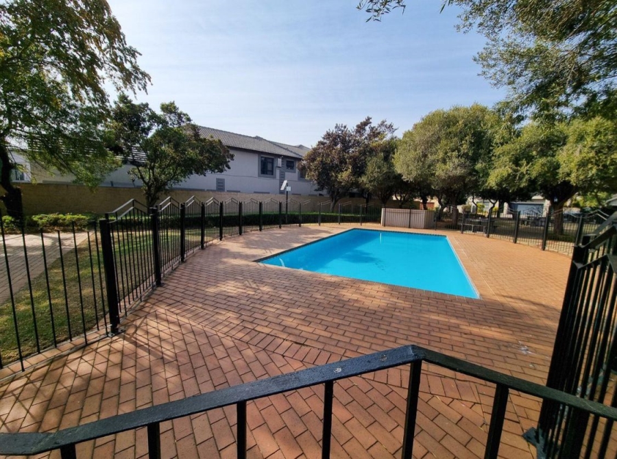 To Let 3 Bedroom Property for Rent in Monavoni Gauteng