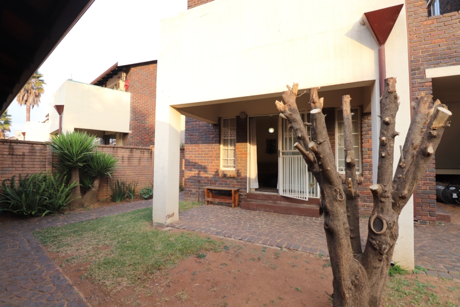 To Let 1 Bedroom Property for Rent in Allen Grove Gauteng