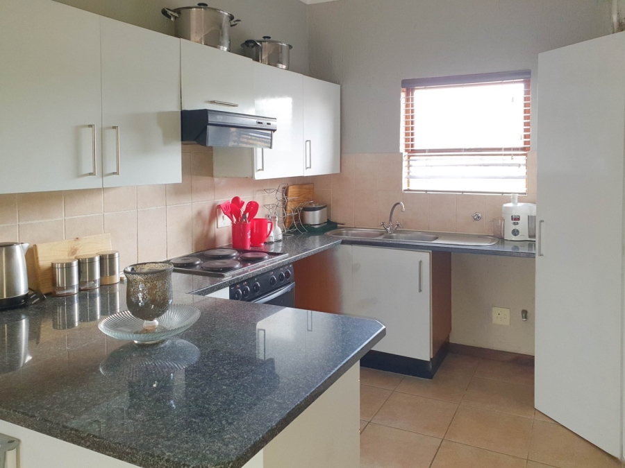 2 Bedroom Property for Sale in Paulshof Gauteng