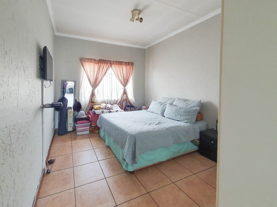 2 Bedroom Property for Sale in Paulshof Gauteng