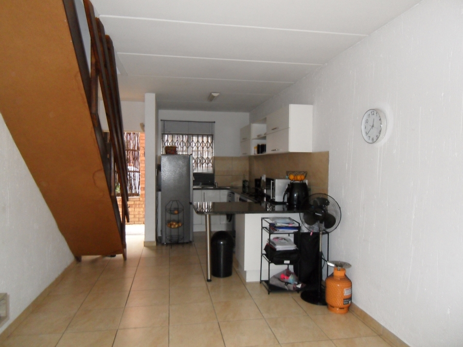 To Let 2 Bedroom Property for Rent in Lyndhurst Gauteng