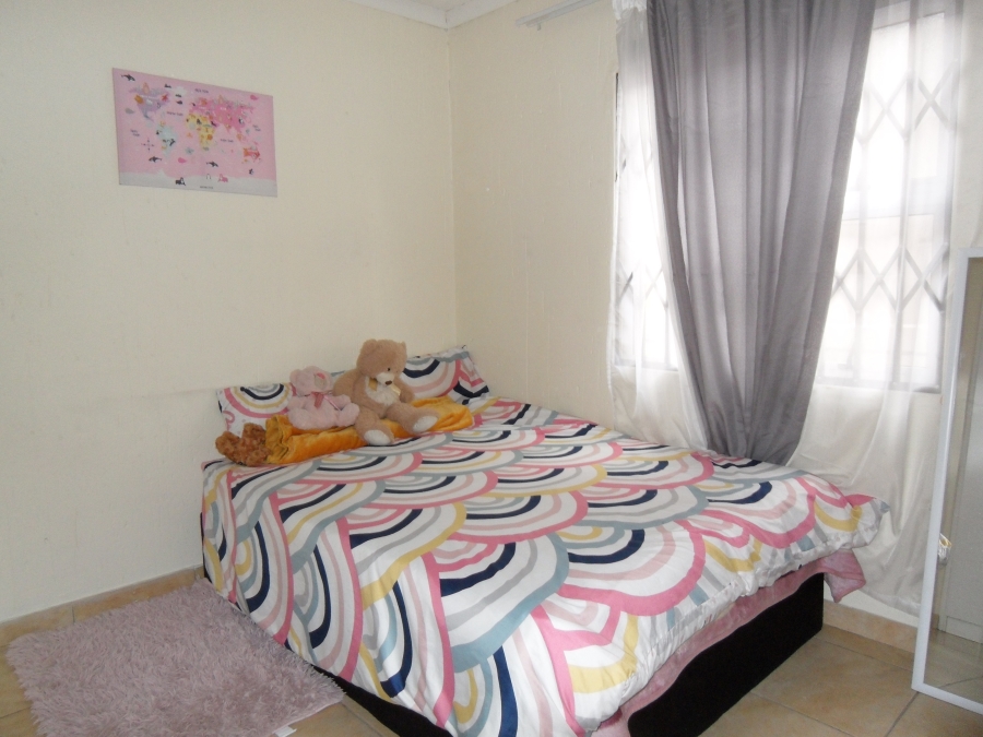 To Let 2 Bedroom Property for Rent in Lyndhurst Gauteng