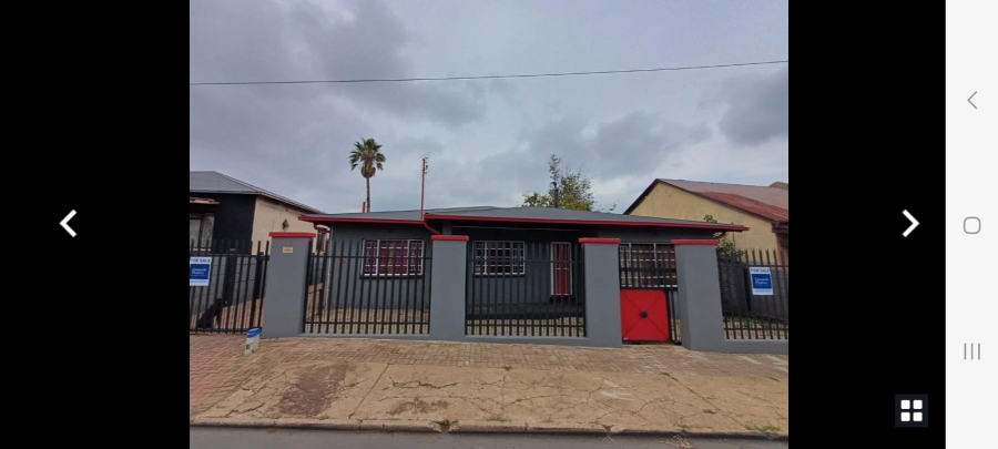 To Let 5 Bedroom Property for Rent in Krugersdorp West Gauteng