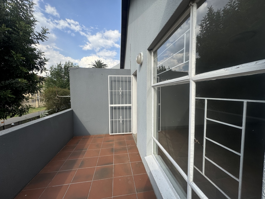 2 Bedroom Property for Sale in Germiston South Gauteng