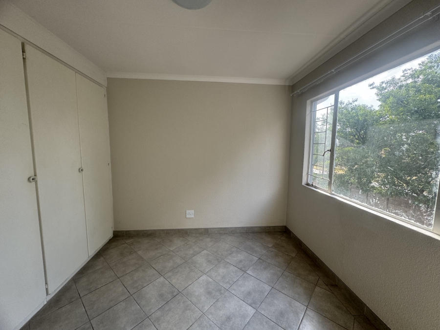 2 Bedroom Property for Sale in Germiston South Gauteng