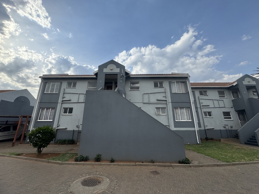 2 Bedroom Property for Sale in Germiston South Gauteng