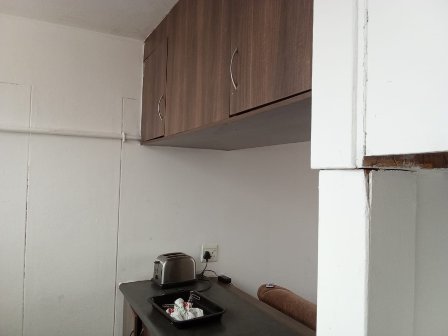 1 Bedroom Property for Sale in Sunnyside Gauteng